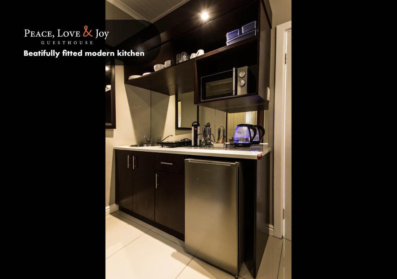Peace Love And Joy Self Catering Units Port Elizabeth Buitenkant foto