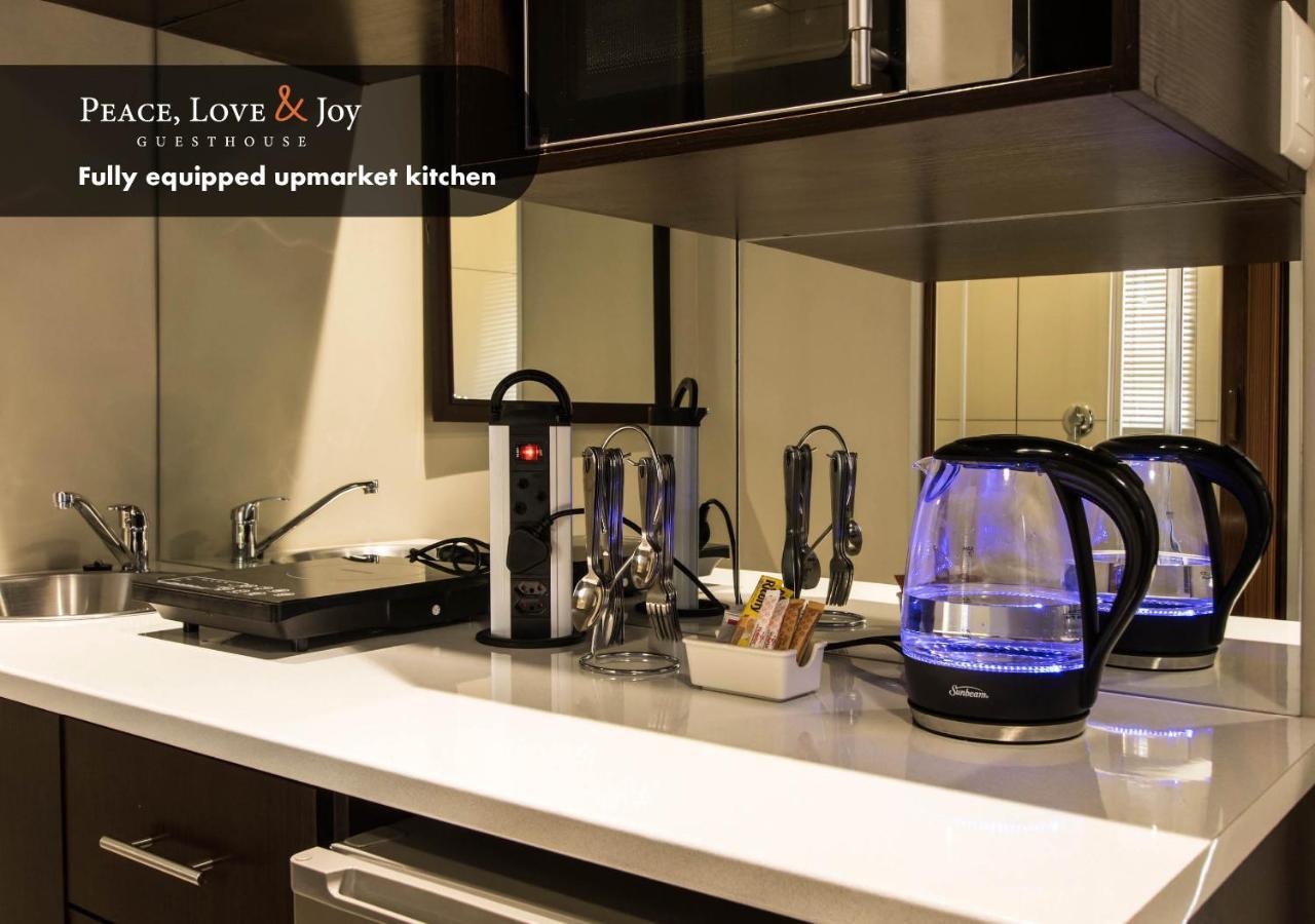 Peace Love And Joy Self Catering Units Port Elizabeth Buitenkant foto